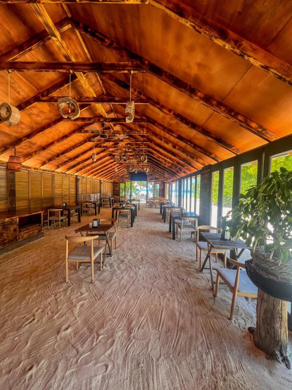 Tranquila Beach Hotel Rasdhoo 外观 照片
